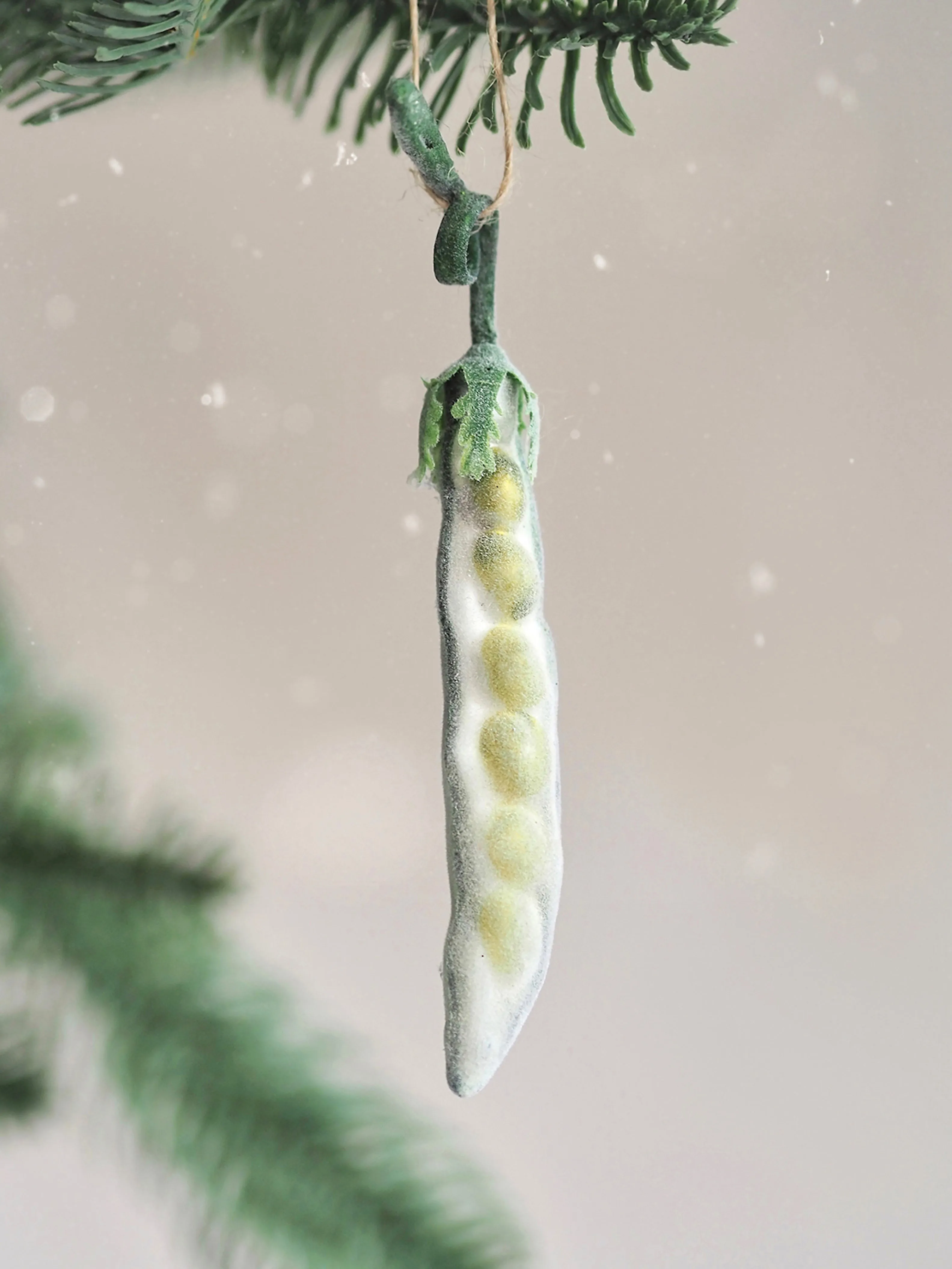 Farmstand Pea Ornament