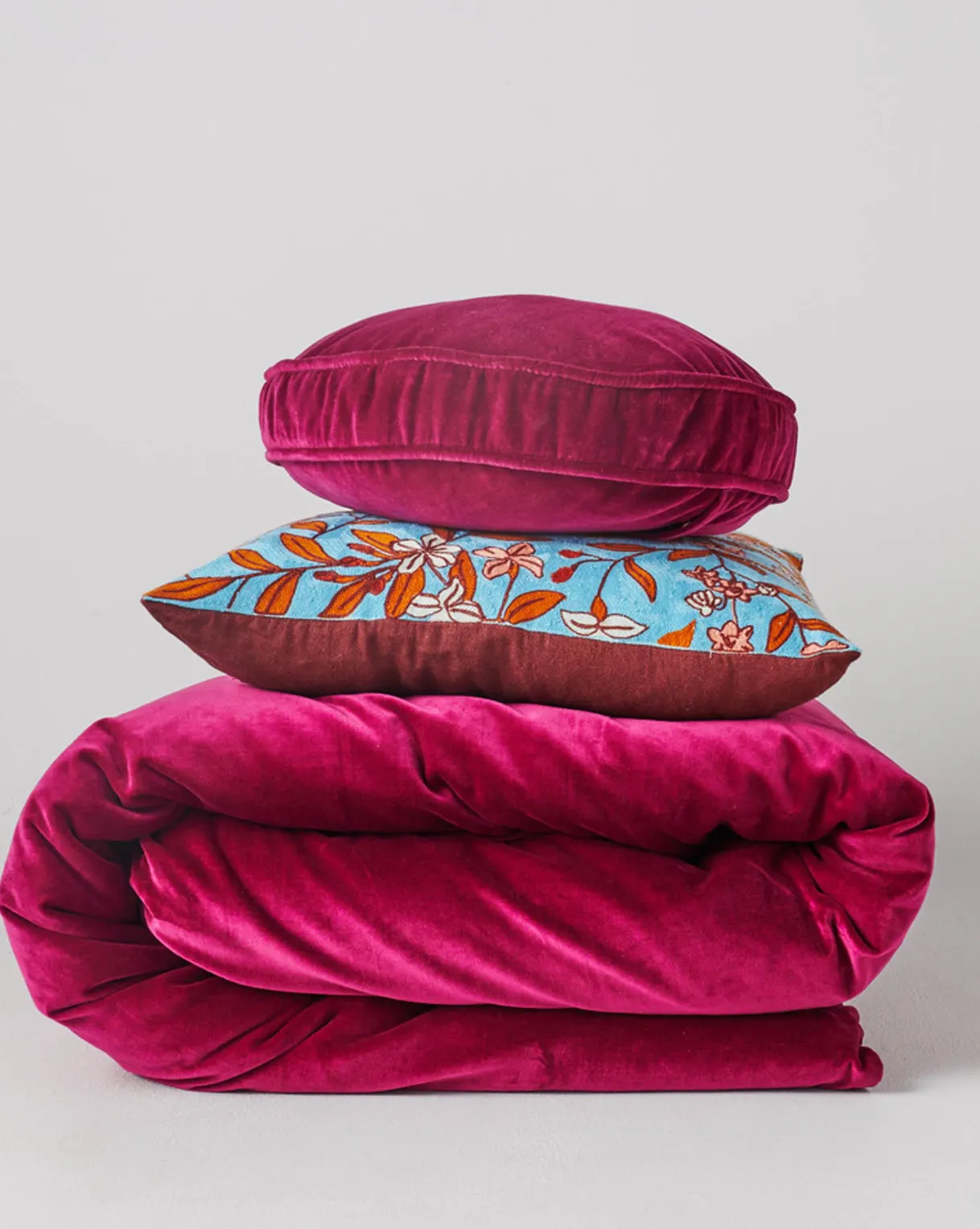 Kip & Co Anemone Velvet Pea Cushion