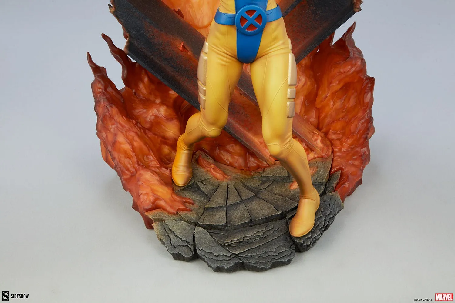 Sideshow Collectibles Marvel Comics X-Men Phoenix and Jean Grey Maquette